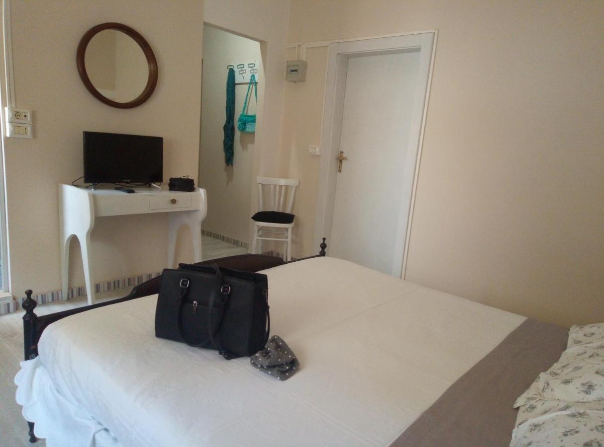 La Villa Bellaria-Igea Marina Eksteriør bilde